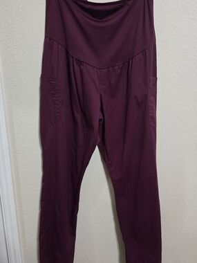 High-Waist Straight Leg Pants with Cargo Pockets — Deep Plum